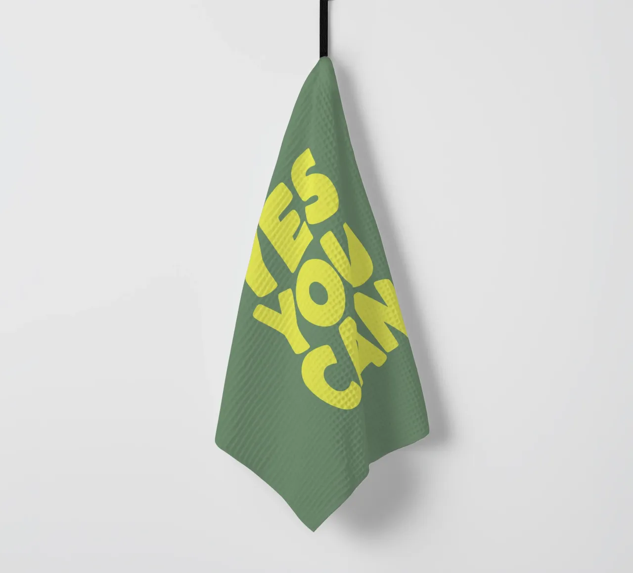 Yes You Can Motivational Typography Print in Yellow Green (imprimé typographique motivant en jaune et vert) torchon de THE MOTIVATED TYPE