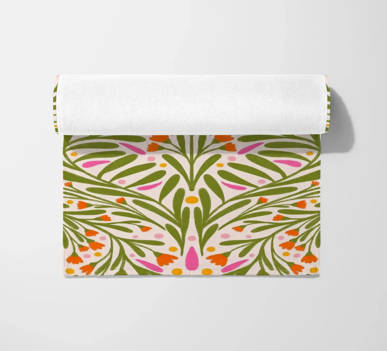 Lentebloemen patroon strandhanddoek van Wackapacka