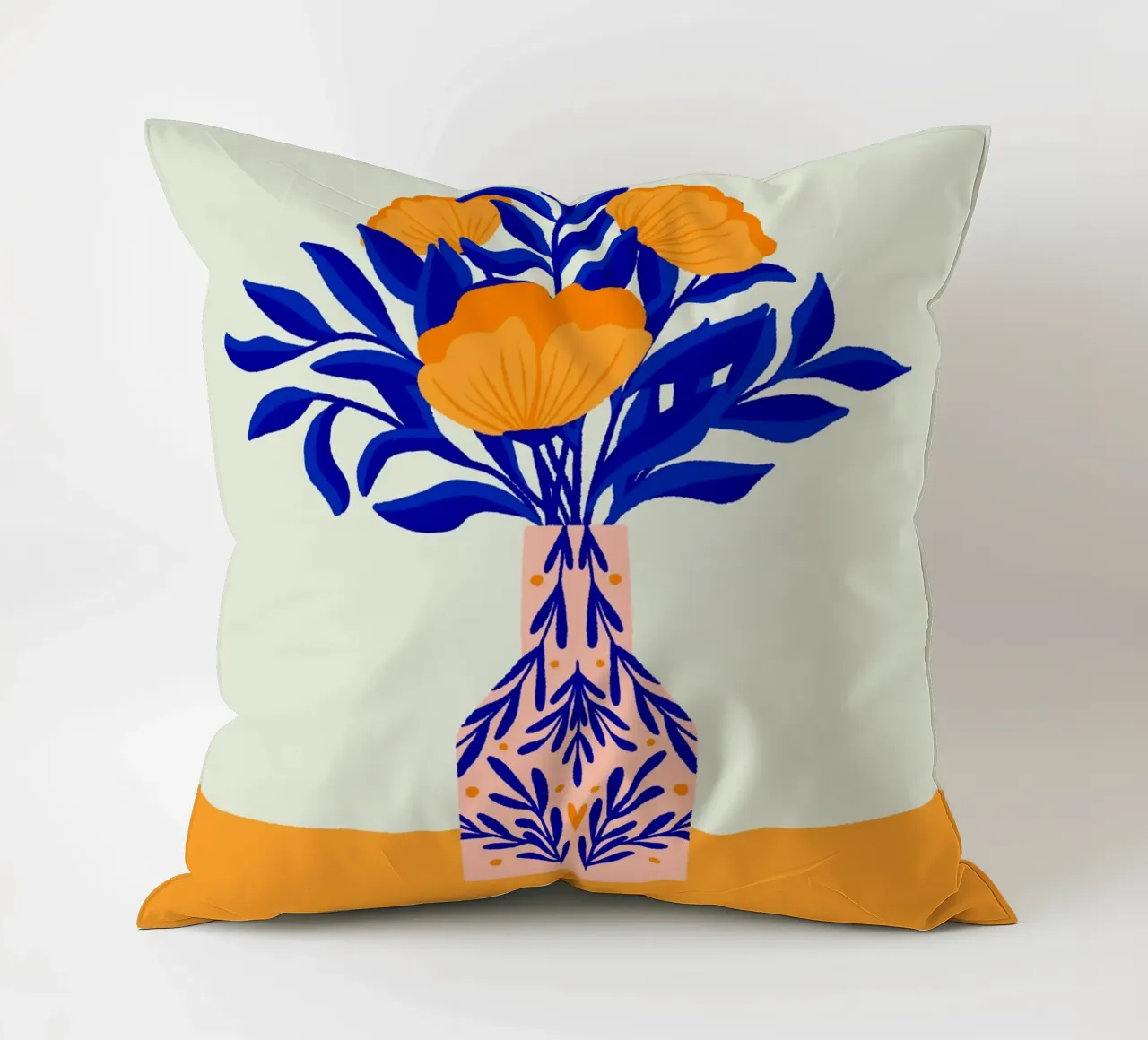 Coquelicots dans un vase - jaune et bleu coussin de Wackapacka