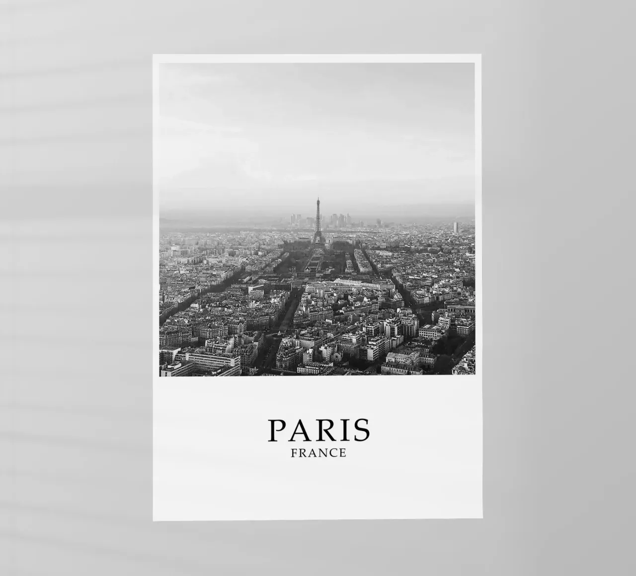 Parigi Francia Torre Eiffel Cityscape Skyline Scena in scala di grigi pellicola backlit da Charnwood Prints