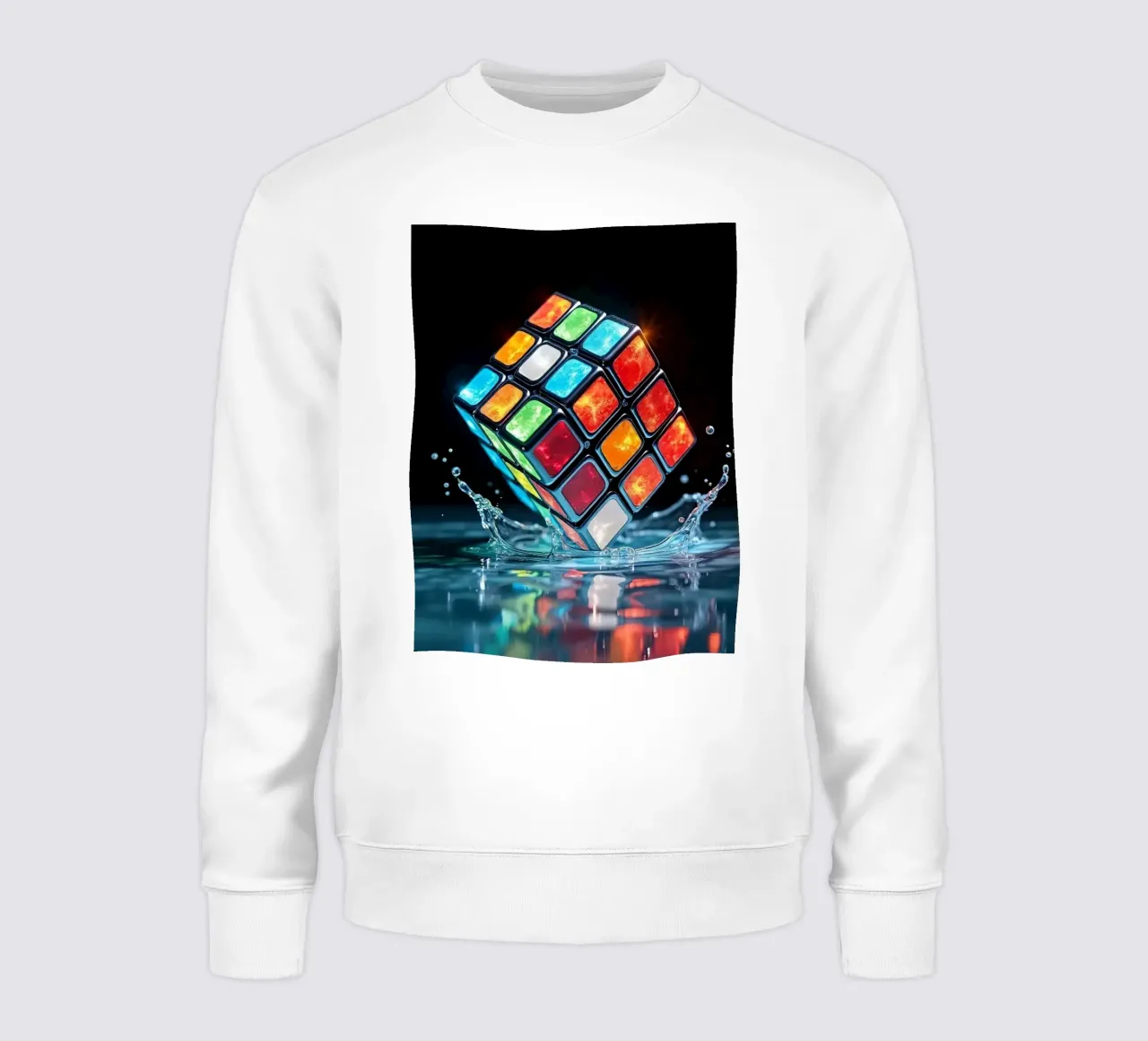 Cubo di Rubik colorato che schizza nell'acqua con riflessi vibranti felpa da DesignDoodle