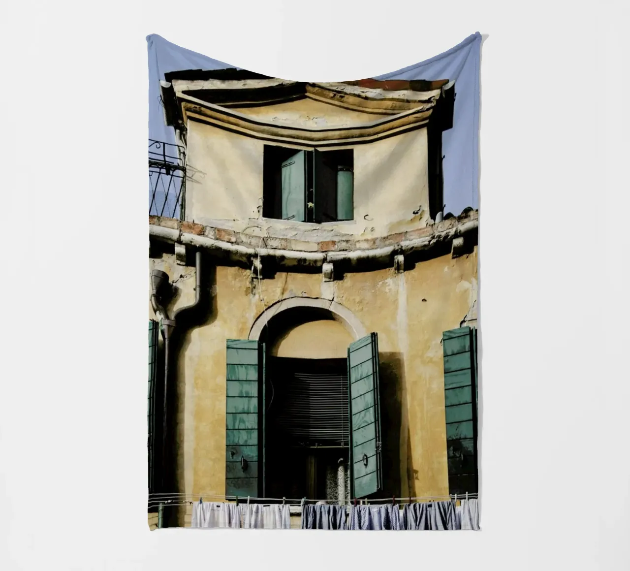Laundry in Venice coperta in pile da Anja Hebrank Photography