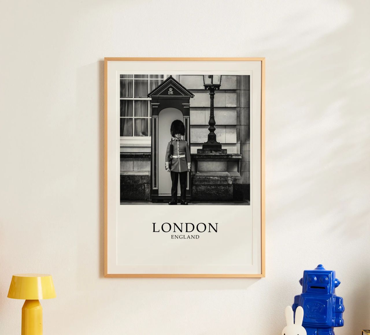 London England Buckingham Palace Wache Szene Graustufen Poster von Charnwood Prints