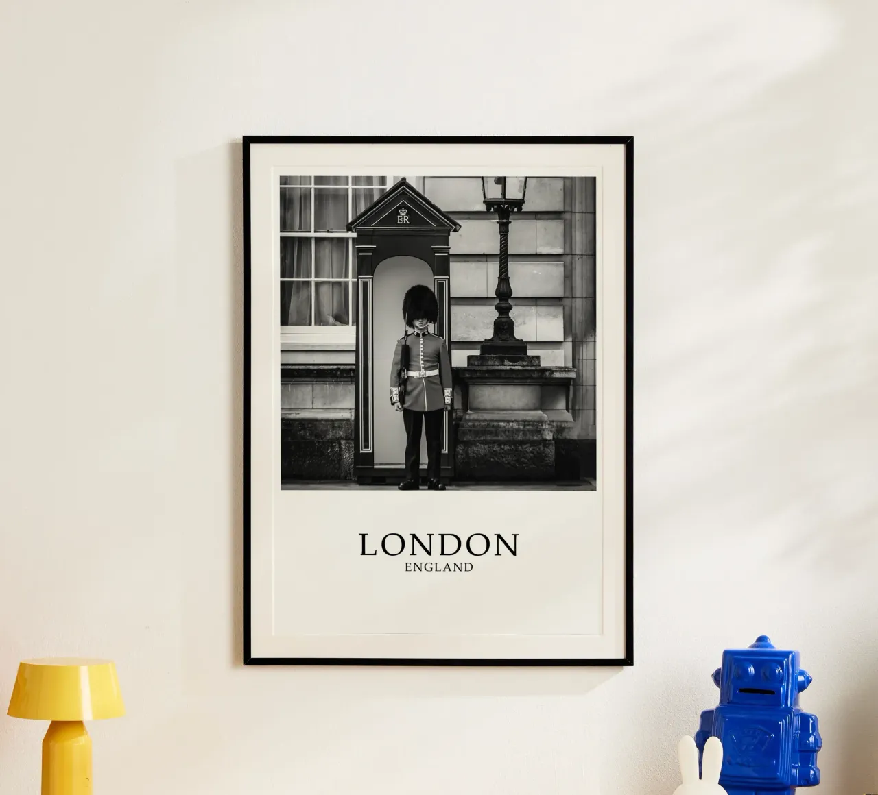 Londra Inghilterra Buckingham Palace Scena di guardia in scala di grigi carta hahnemühle da Charnwood Prints