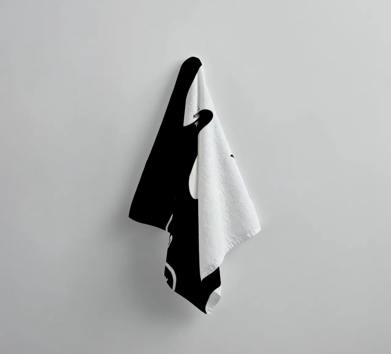 Black And White towel by Ninhol