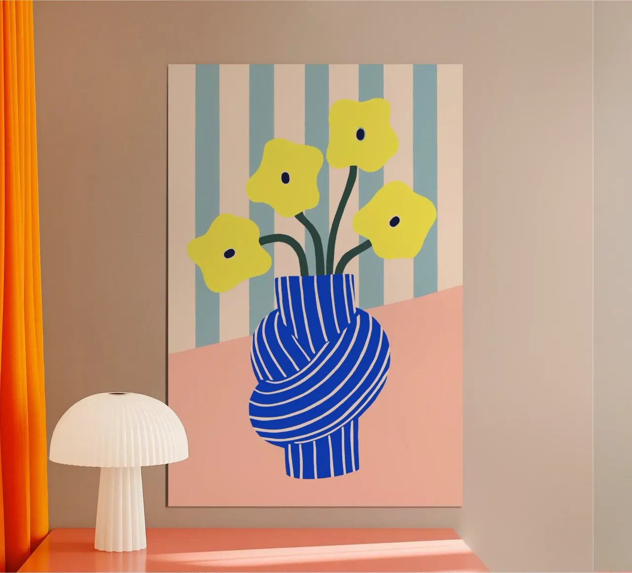 Gelbe Blumen in blau gestreifter Knoten Vase poster con telaio in legno da Maren Gross
