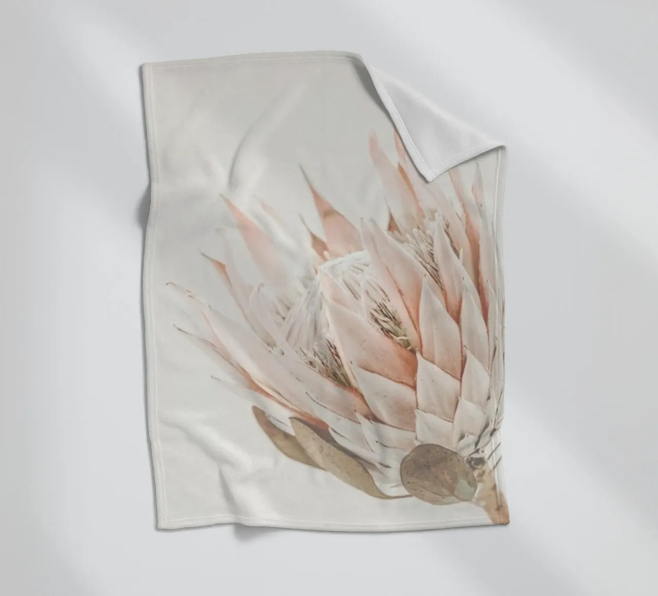 Protea Fleecedecke von Monika Strigel