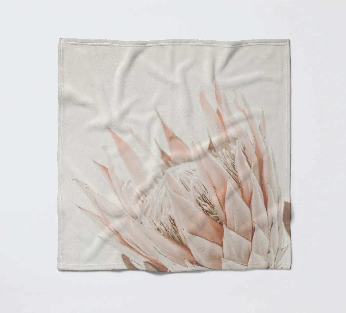 Protea Fleecedecke von Monika Strigel