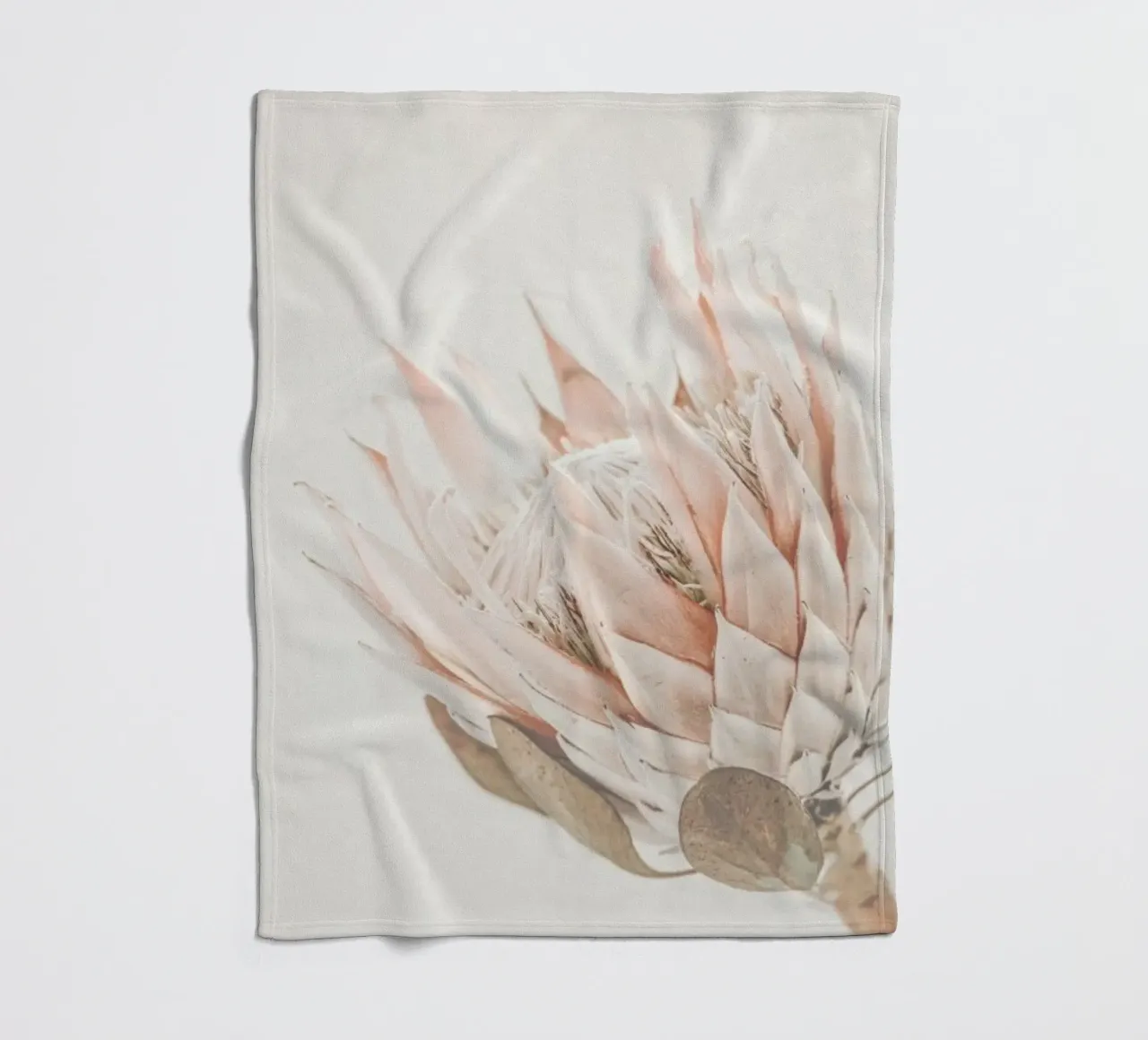 Protea Fleecedecke von Monika Strigel