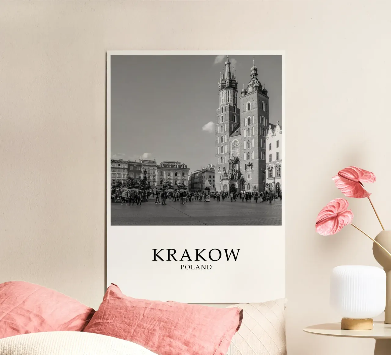 Cracovia Polonia Basilica di Santa Maria Architettura Scena in scala di grigi poster con telaio in plastica da Charnwood Prints
