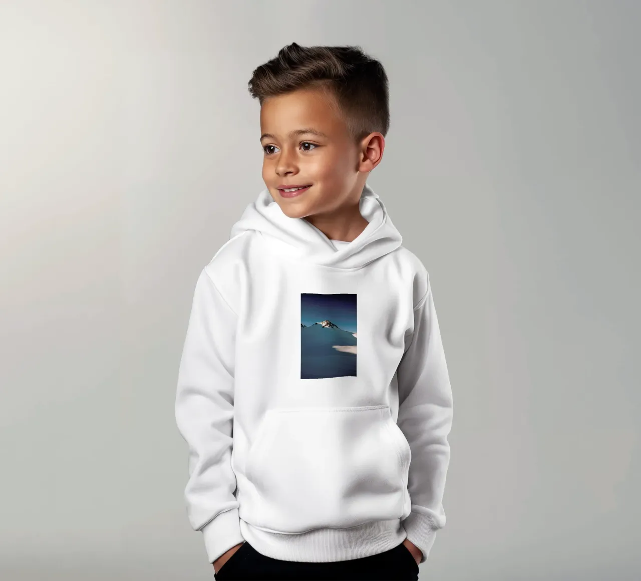 Snowy Sundown Vibes felpa bambino con cappuccio da Sebastian Hilgetag