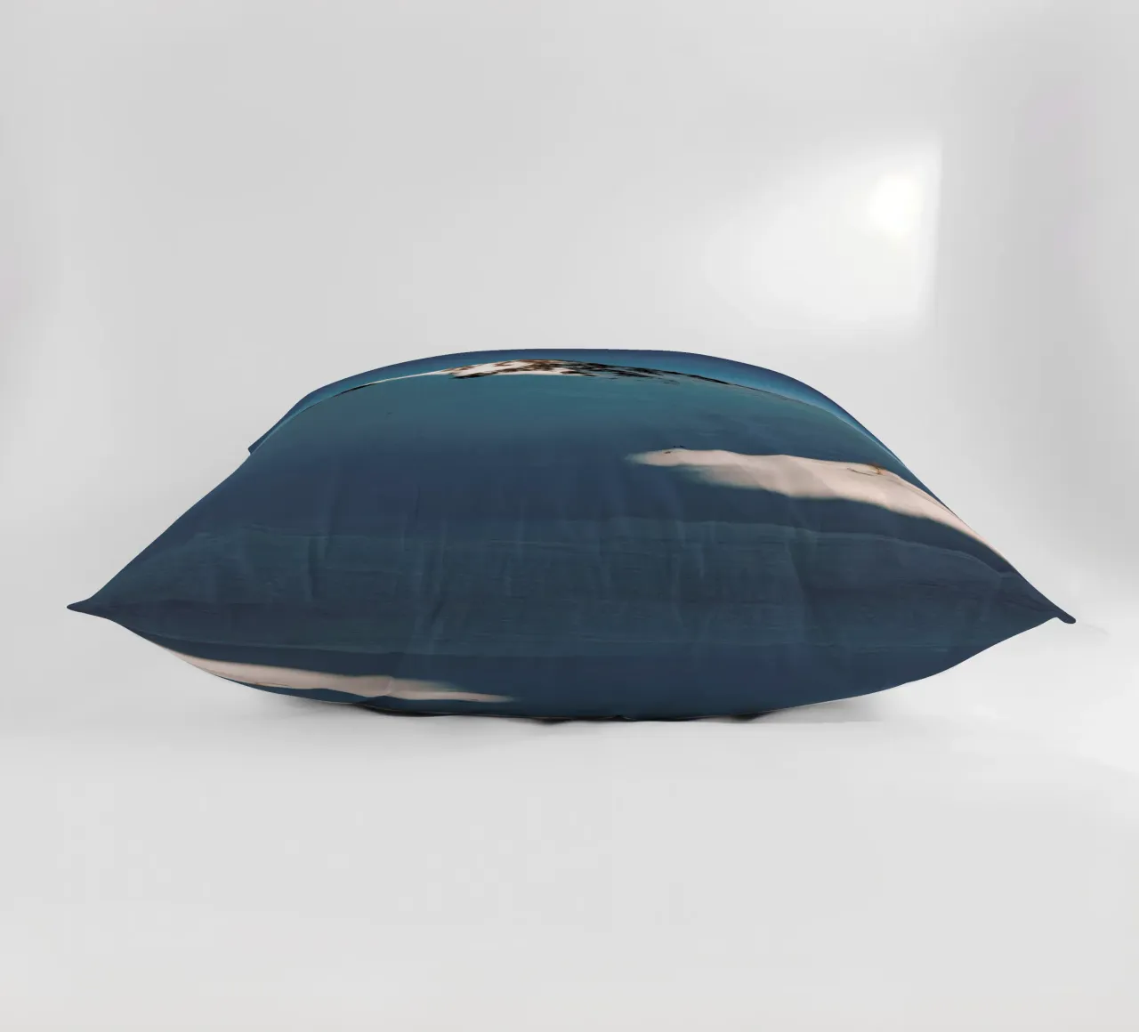 Snowy Sundown Vibes cuscino da Sebastian Hilgetag