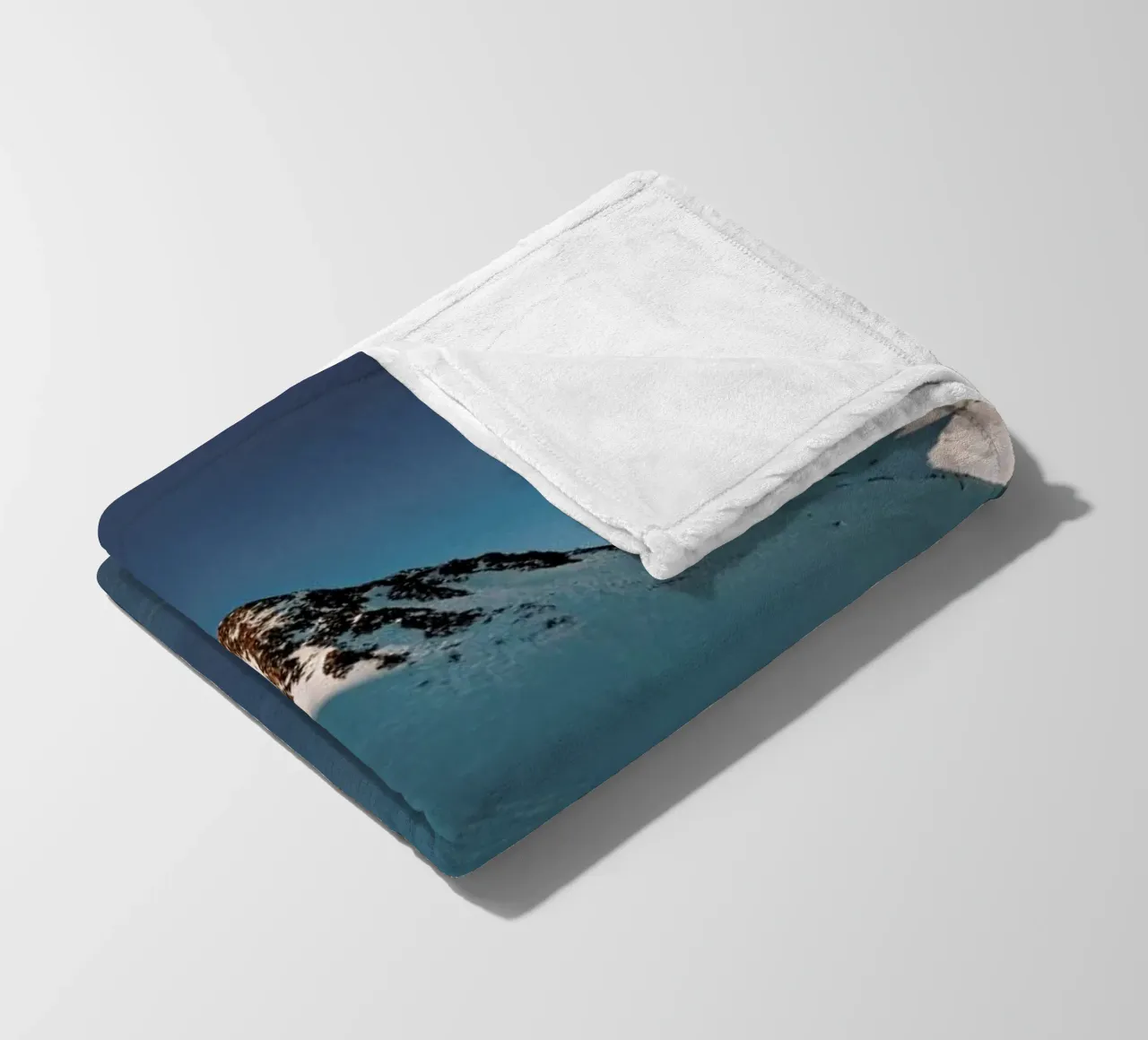 Snowy Sundown Vibes coperta in pile da Sebastian Hilgetag