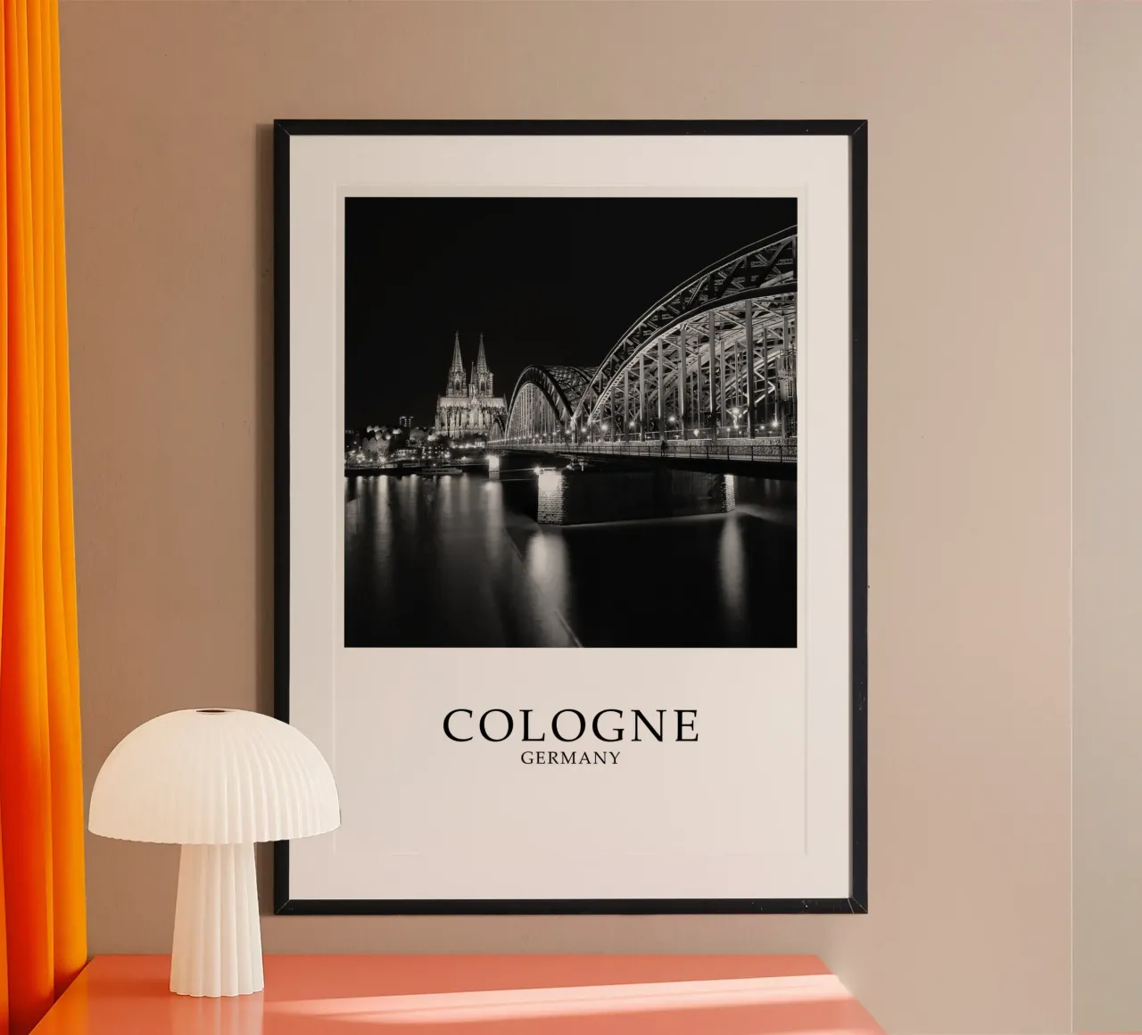 Colonia Germania Scena di cattedrale e ponte in scala di grigi carta hahnemühle da Charnwood Prints