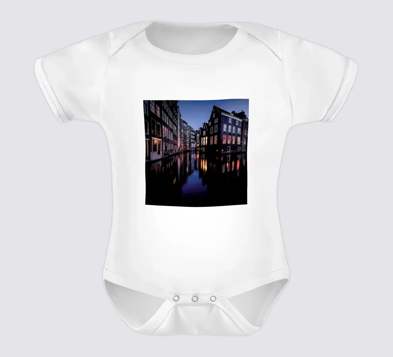 Still Canals & Bright Windows by @osnkyli body neonato maniche corte da EyeEm Mobile GmbH