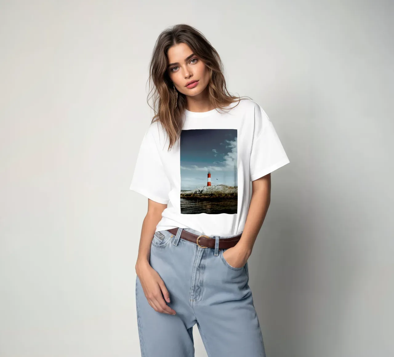 To The Lighthouse by @KevinZaouali t-shirt da EyeEm Mobile GmbH