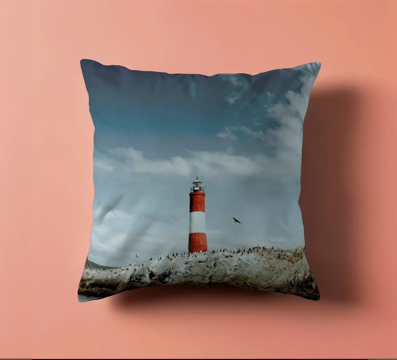 To The Lighthouse by @KevinZaouali cuscino da EyeEm Mobile GmbH