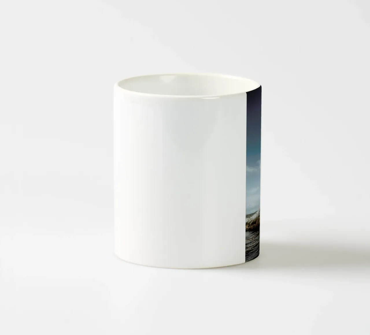 To The Lighthouse by @KevinZaouali tazza in ceramica da EyeEm Mobile GmbH