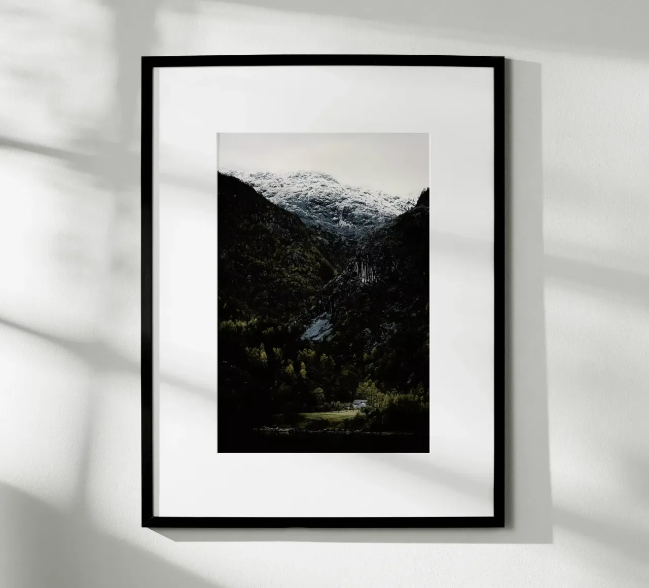 In A Land Far, Far Away by @nilsleithold carta hahnemühle da EyeEm Mobile GmbH