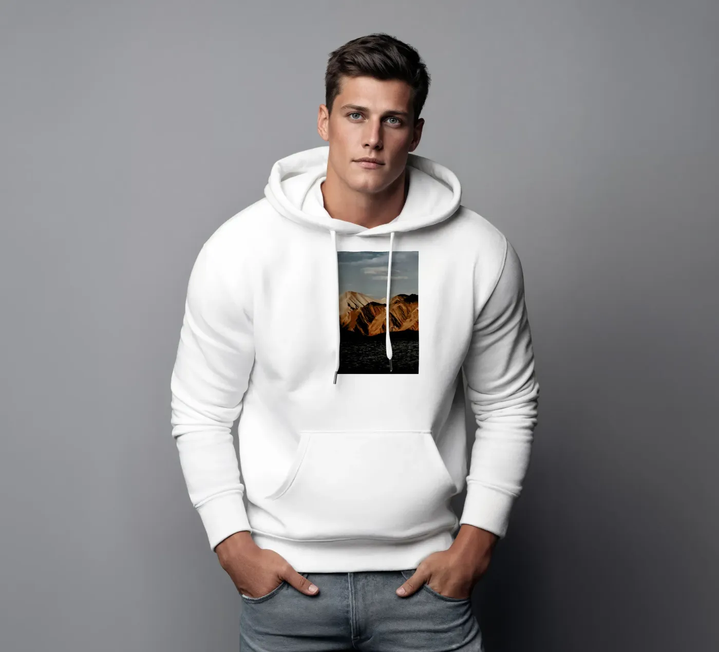 Mountain Elements hoodie van METROPOLIS