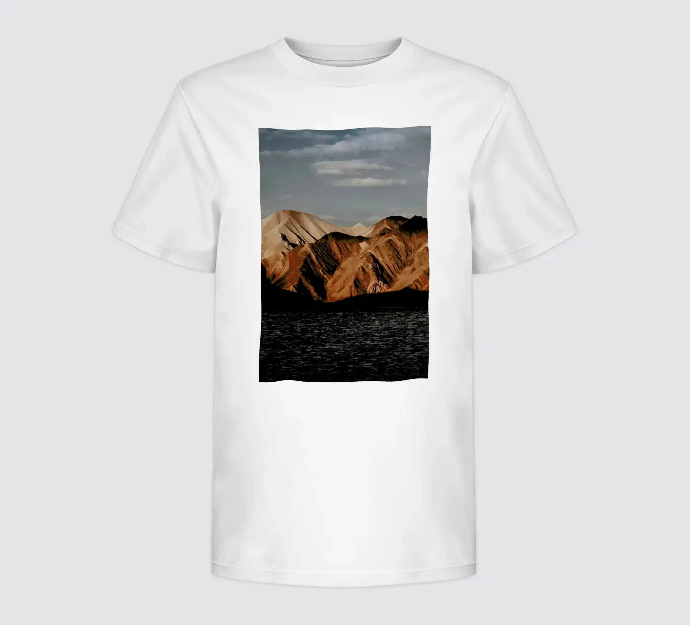 Mountain Elements Kinder T-Shirt von METROPOLIS
