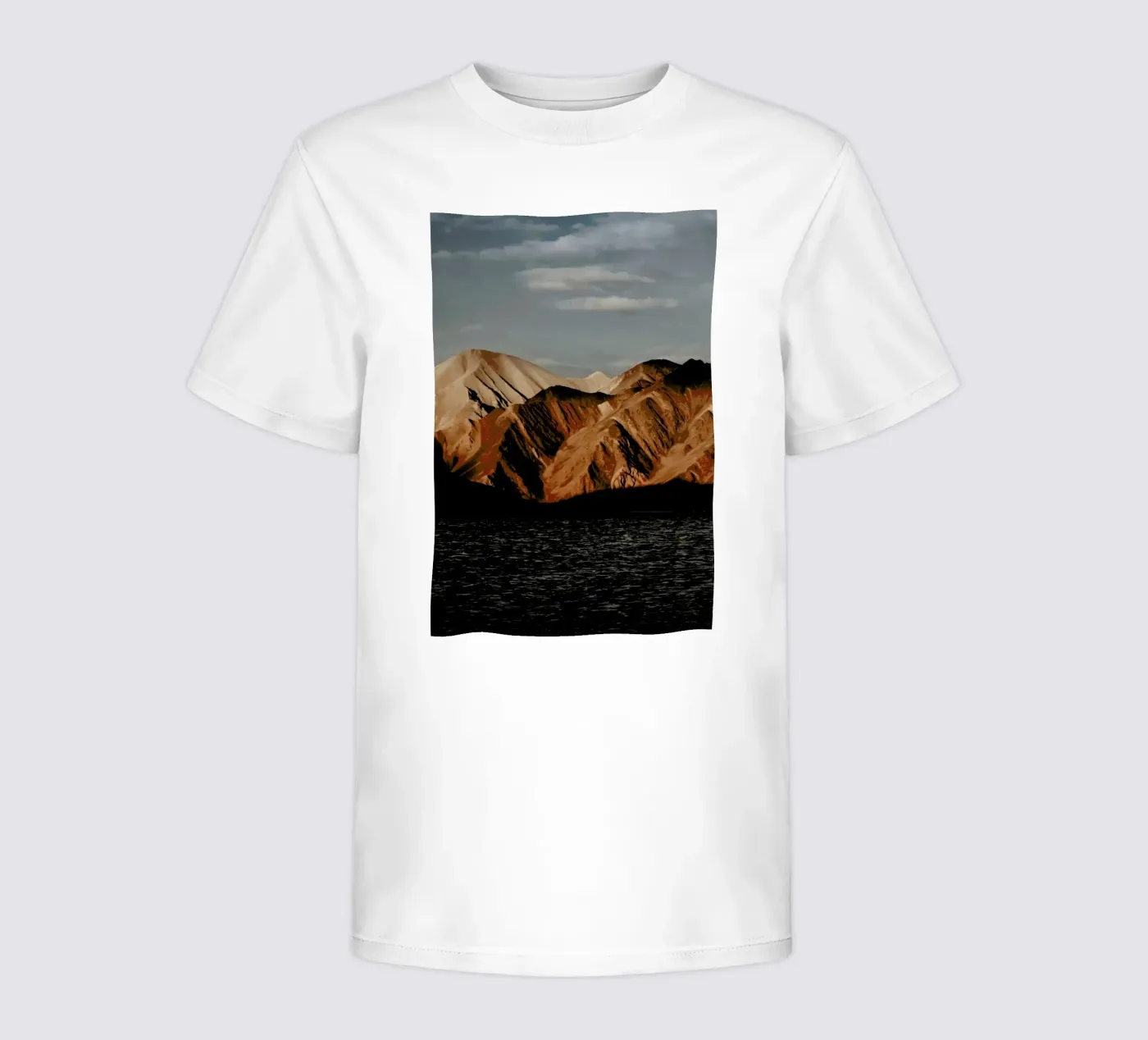 Mountain Elements Kinder T-Shirt von METROPOLIS
