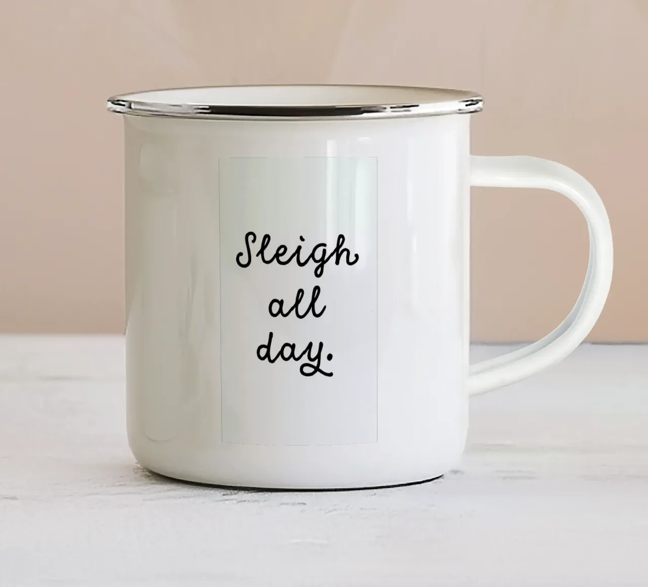 Sleigh tazza in smalto da daylight design studio