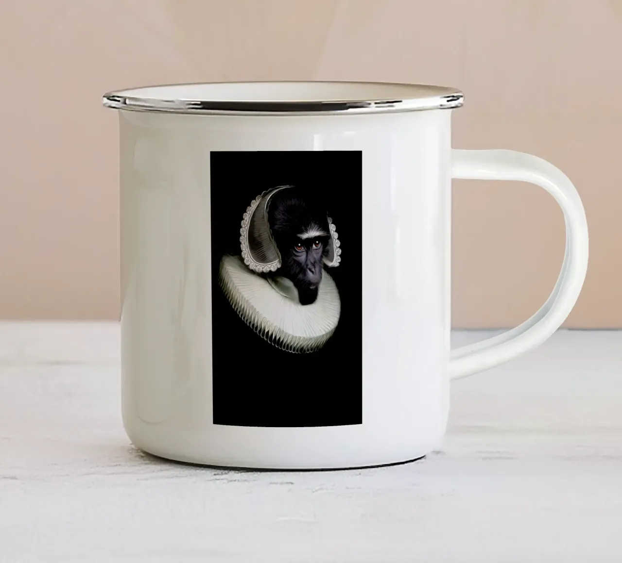 Hella tazza in smalto da Tein Lucasson