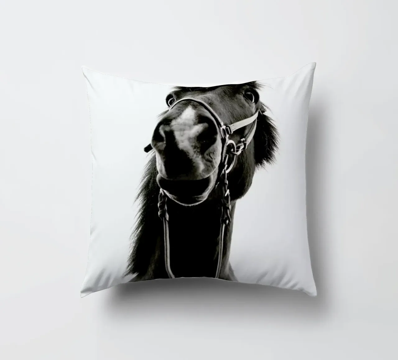 All Reigned Up With Nowhere To Go cuscino da Natural Kingdom