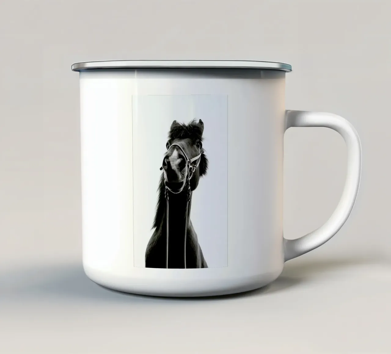 All Reigned Up With Nowhere To Go mug en émail de Natural Kingdom