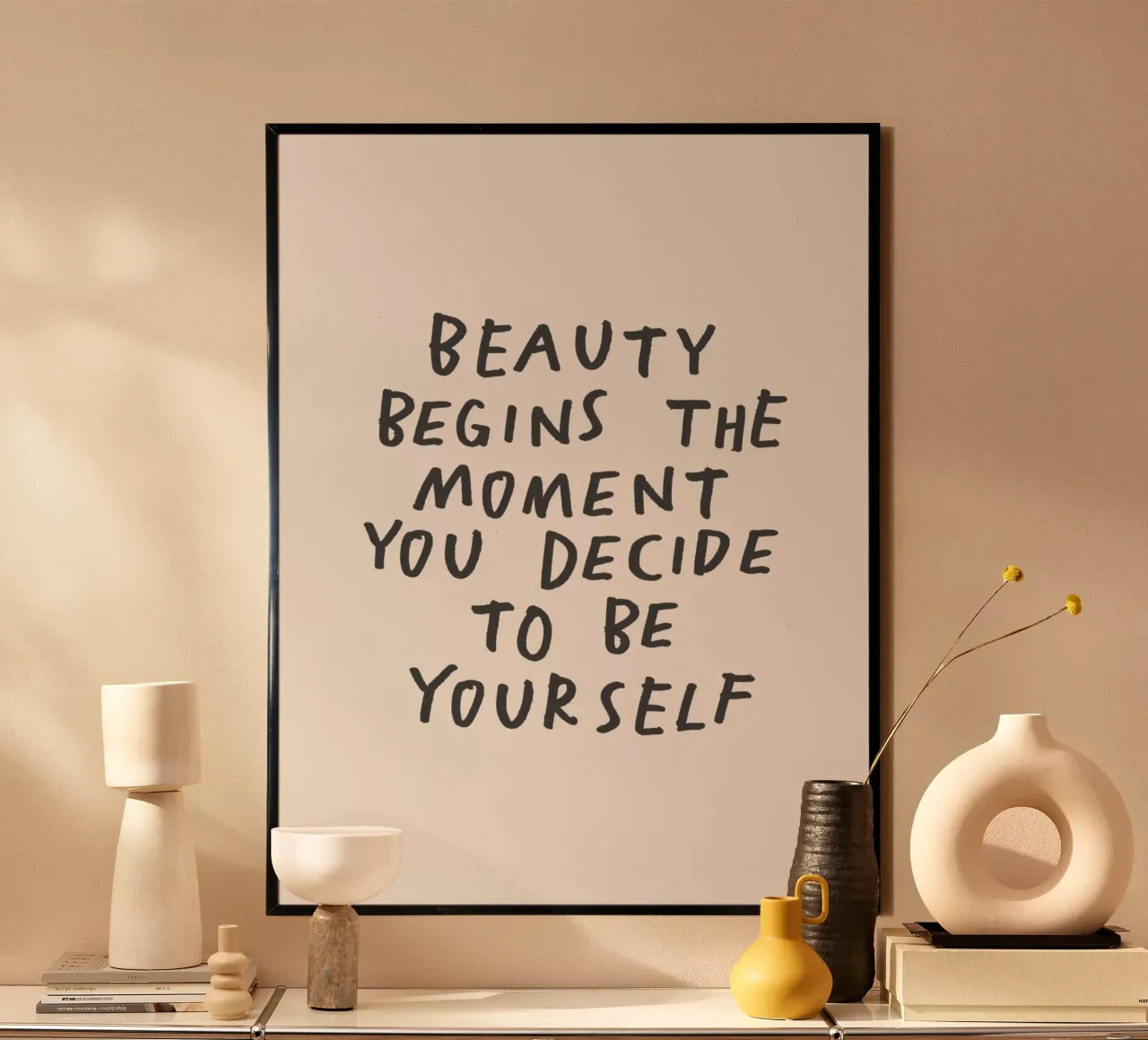 Schönheit beginnt in dem Moment, in dem du dich entscheidest, du selbst zu sein Print Hahnemühle von THE MOTIVATED TYPE