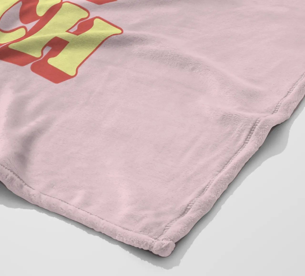 Stampa tipografica "You're Doing Great Bitch" in rosa rosso giallo coperta in pile da THE MOTIVATED TYPE
