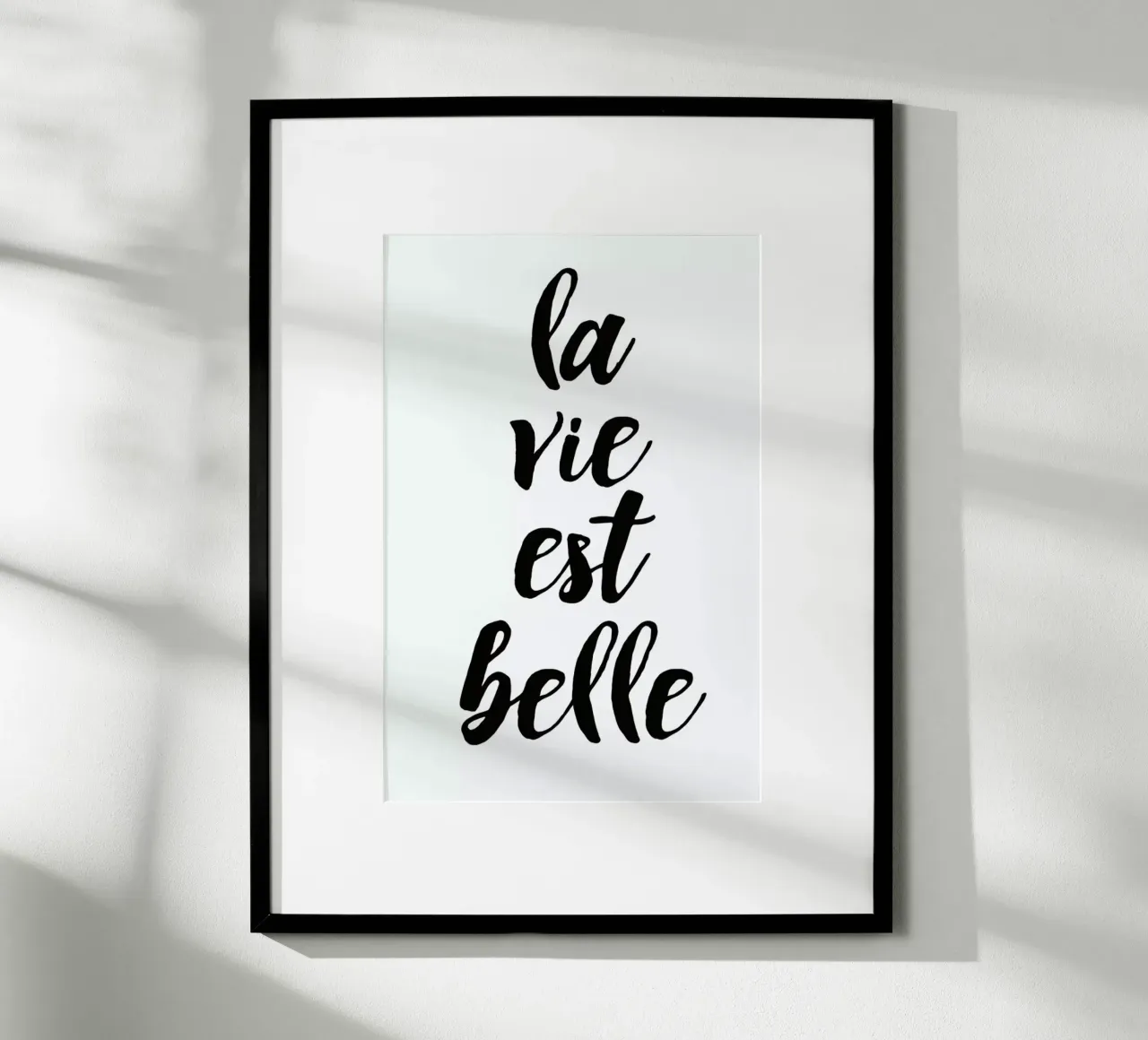La vie est belle poster con telaio in legno da typed