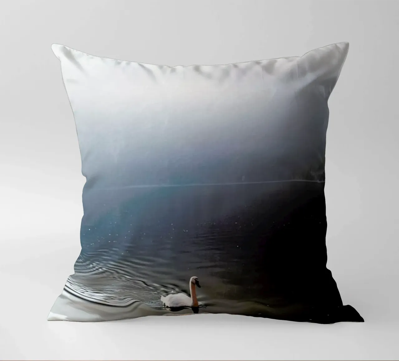 The Swan cuscino da METROPOLIS