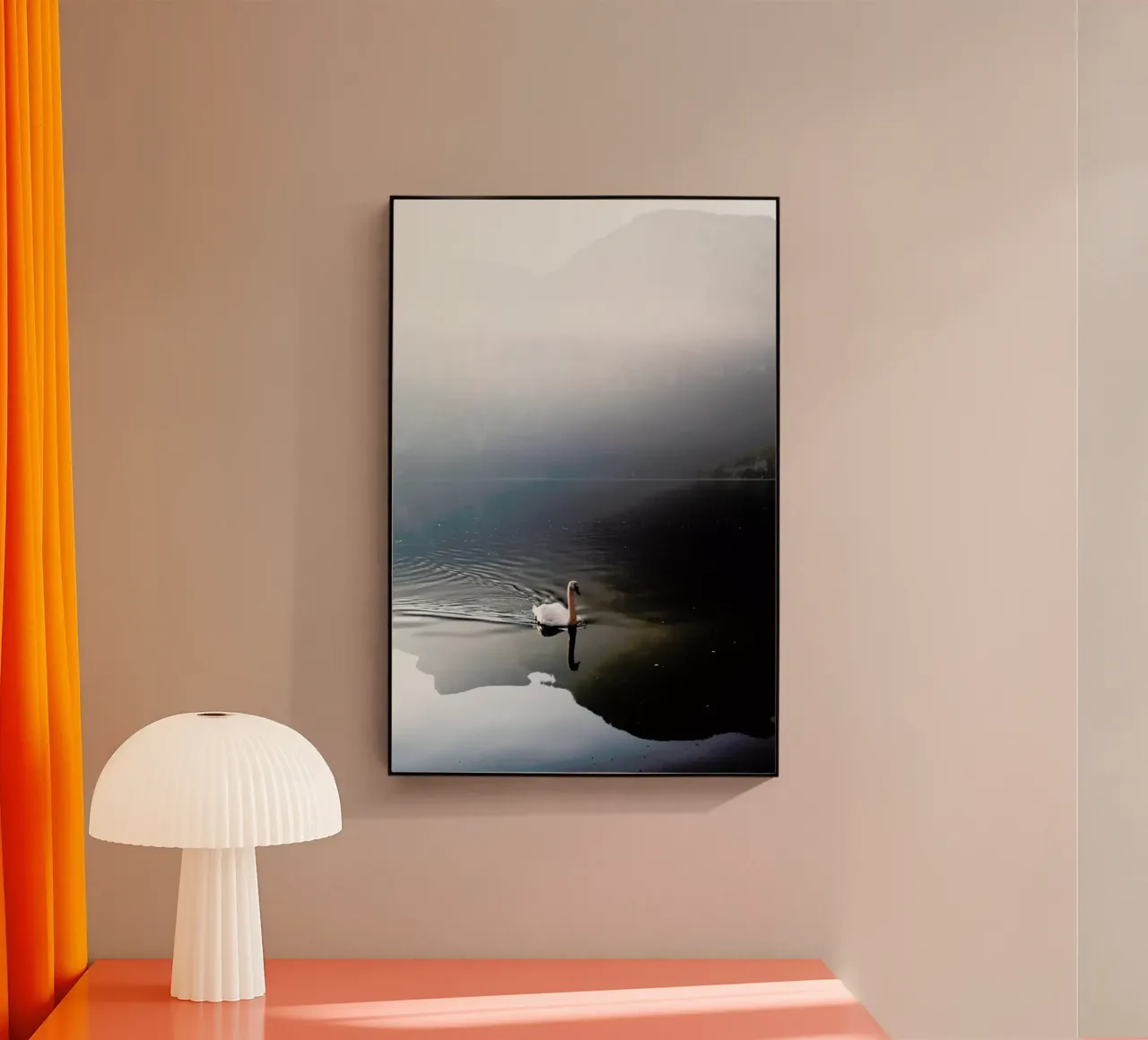 The Swan plexiglass da METROPOLIS