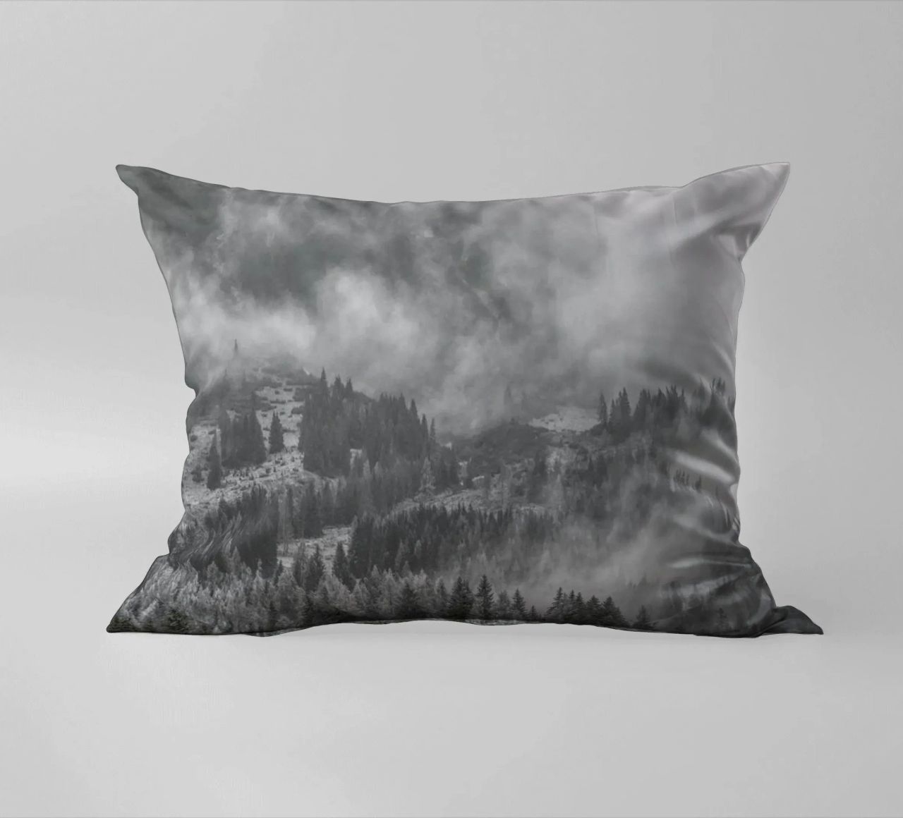 Clouds Forming 2 cuscino da Nur Mut
