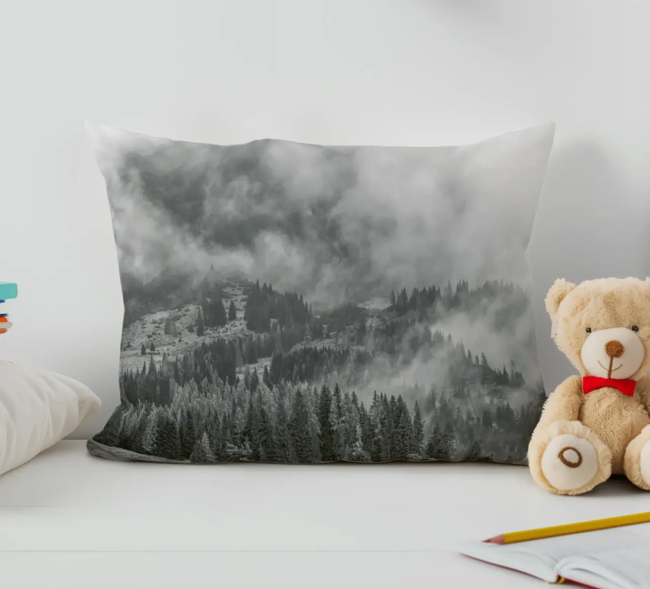 Clouds Forming 2 cuscino da Nur Mut