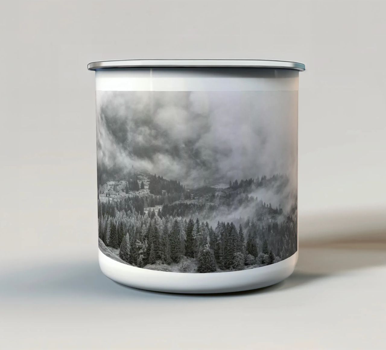 Clouds Forming 2 tazza in smalto da Nur Mut