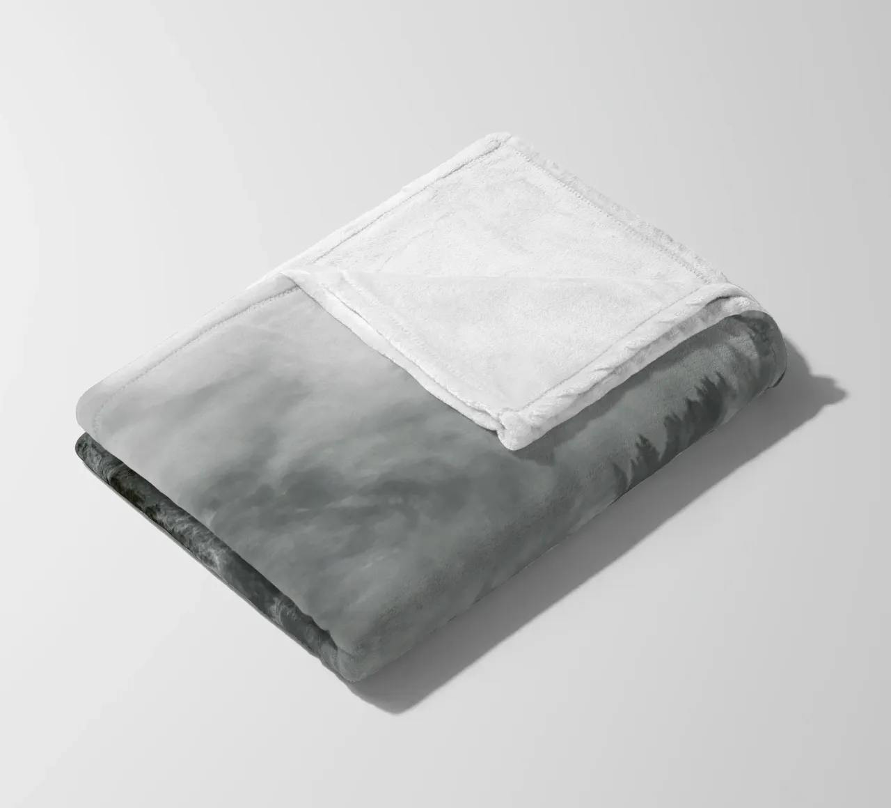 Clouds Forming 2 coperta in pile da Nur Mut