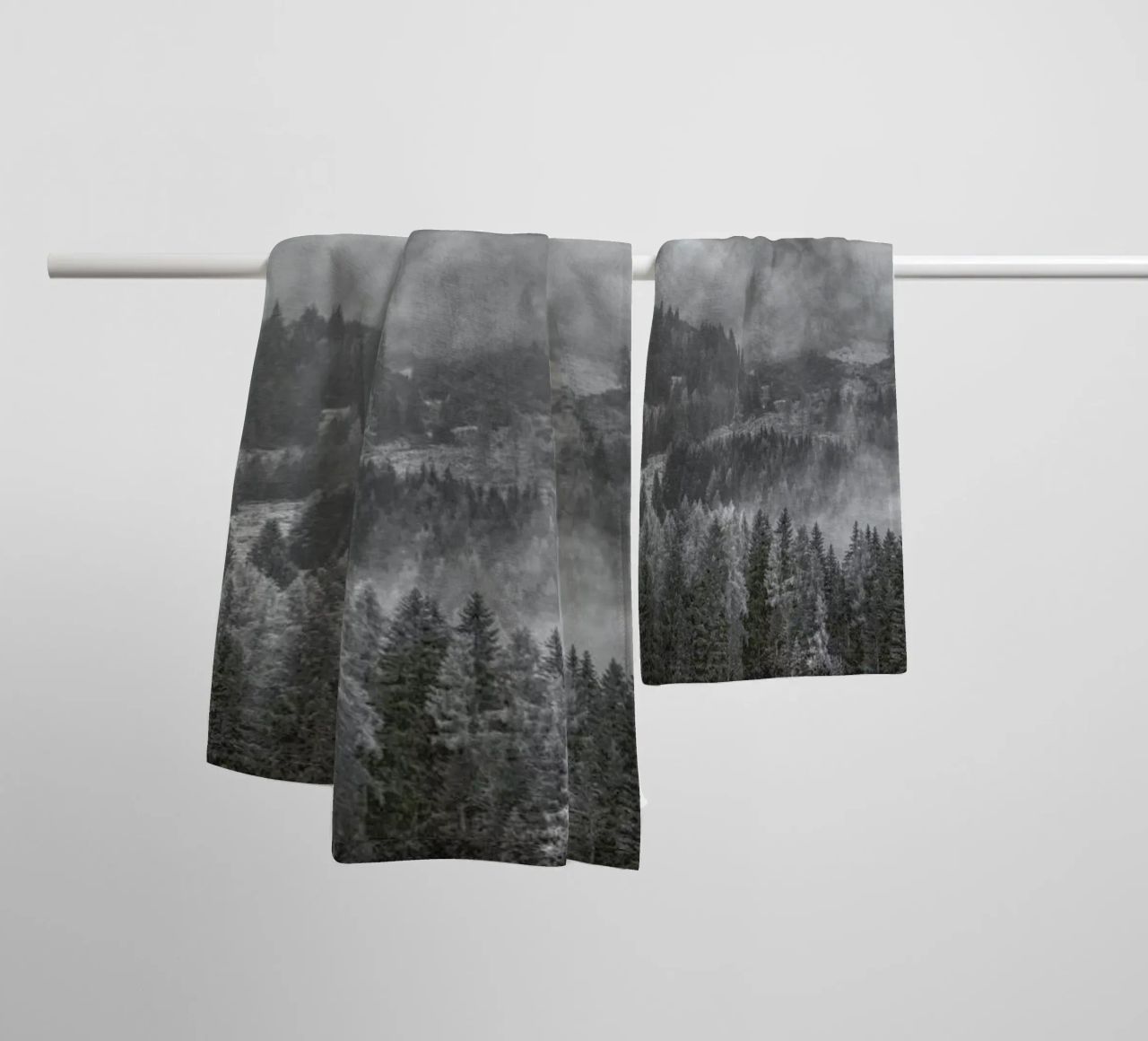 Clouds Forming 2 asciugamano da bagno da Nur Mut