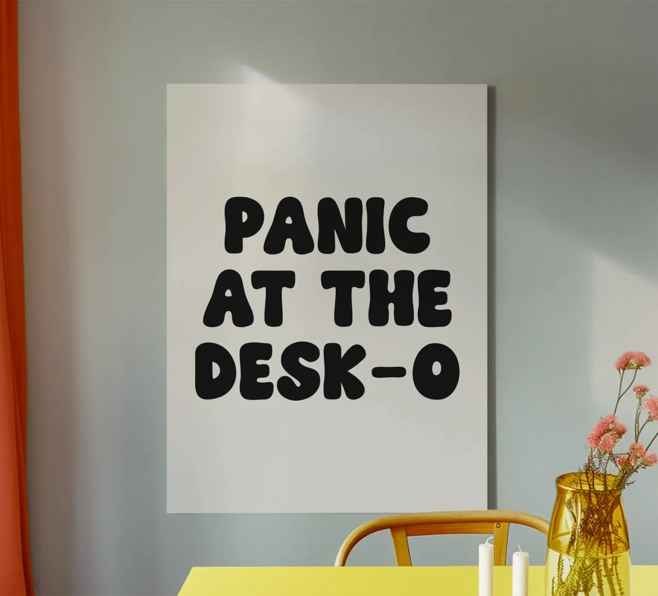Panic at the desk o lustiges Zitat Leinwand mit Schattenfugenrahmen von Paigaam Studio