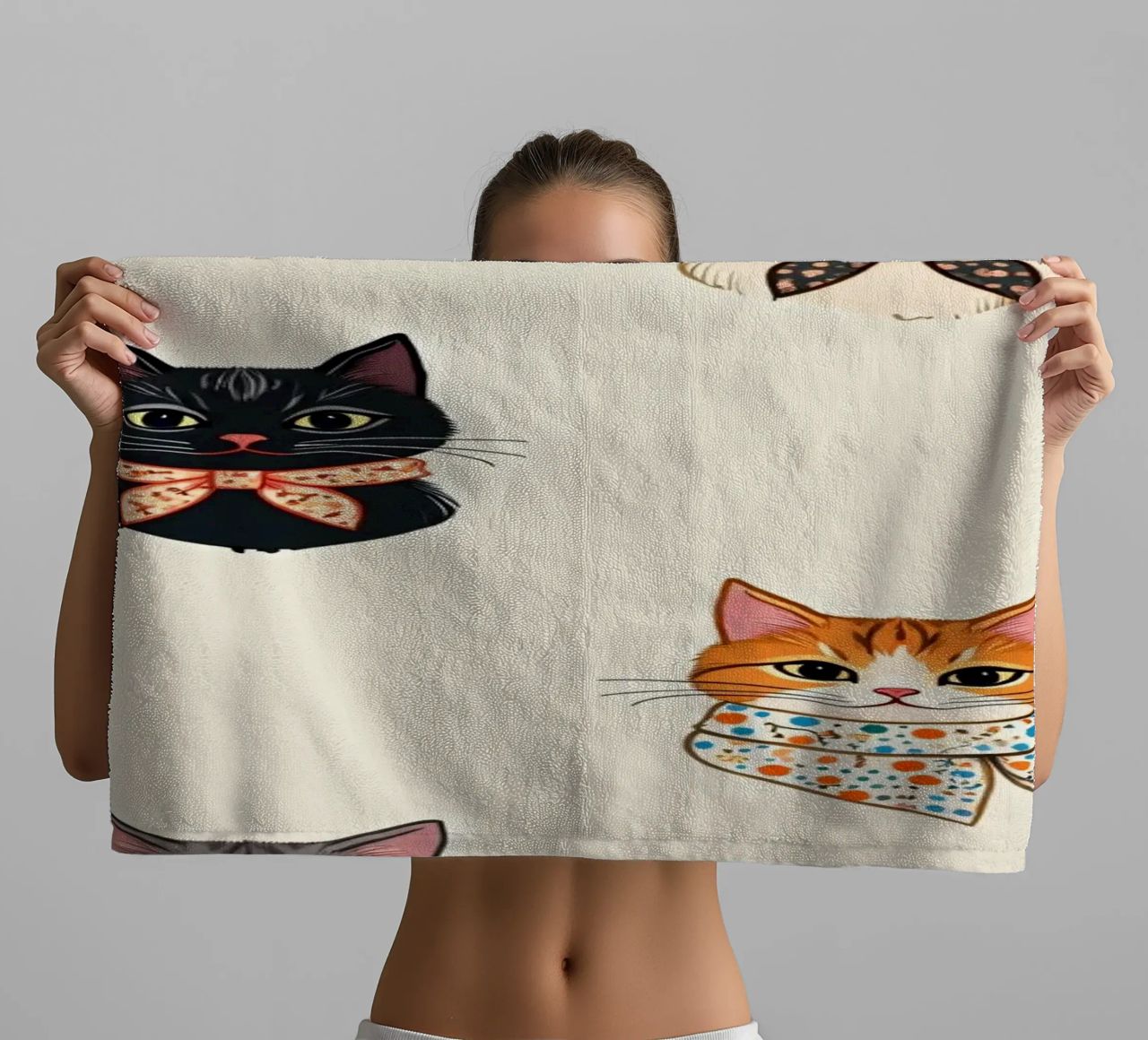 Gatti colorati con sciarpe dal design stravagante asciugamano da bagno da DesignDoodle