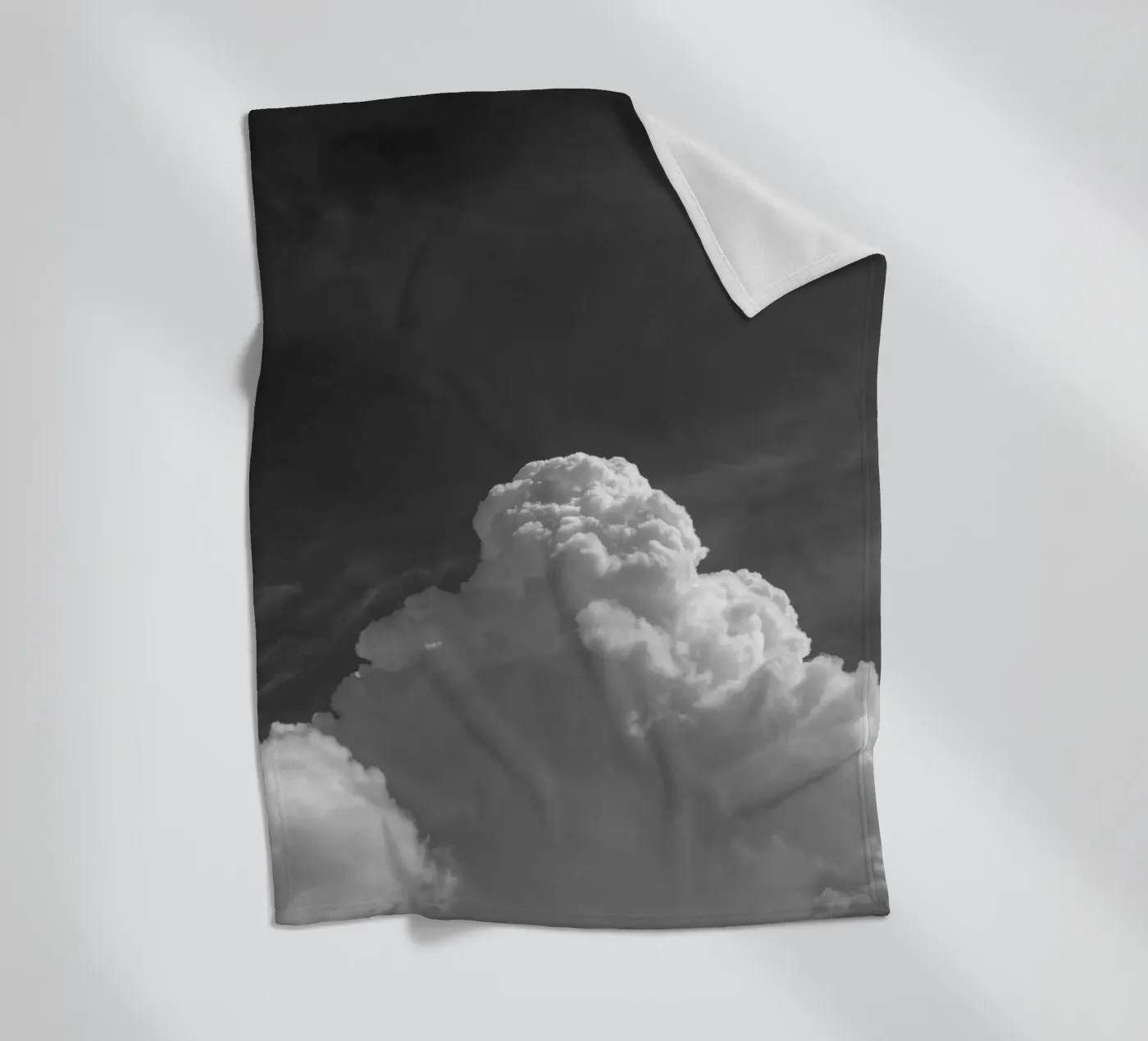 Cloudscape 3 fleecedeken van Nur Mut