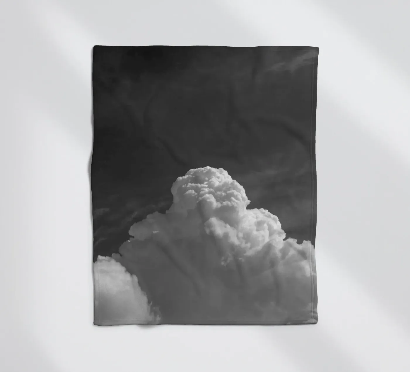Cloudscape 3 coperta in pile da Nur Mut