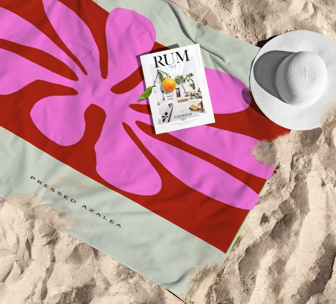 Pressed Azalea strandhanddoek van Studio One