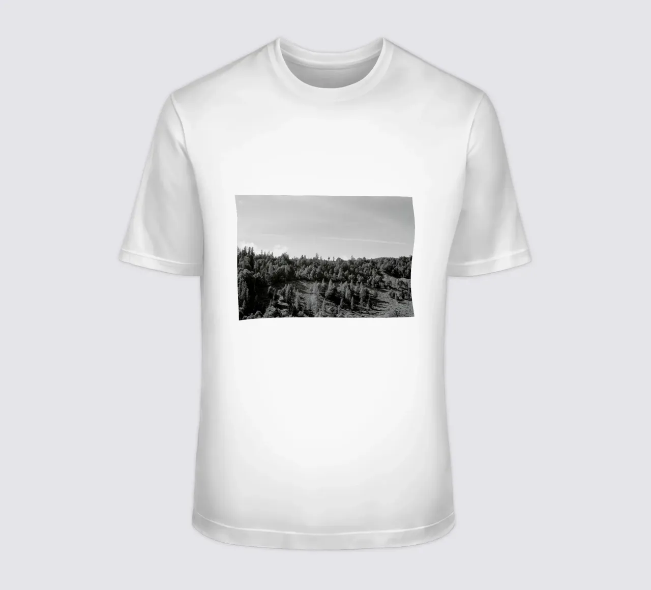 Trees On The Ridge t-shirt da Nur Mut