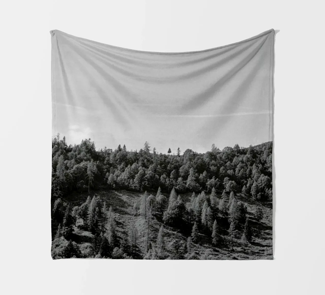 Trees On The Ridge coperta in pile da Nur Mut