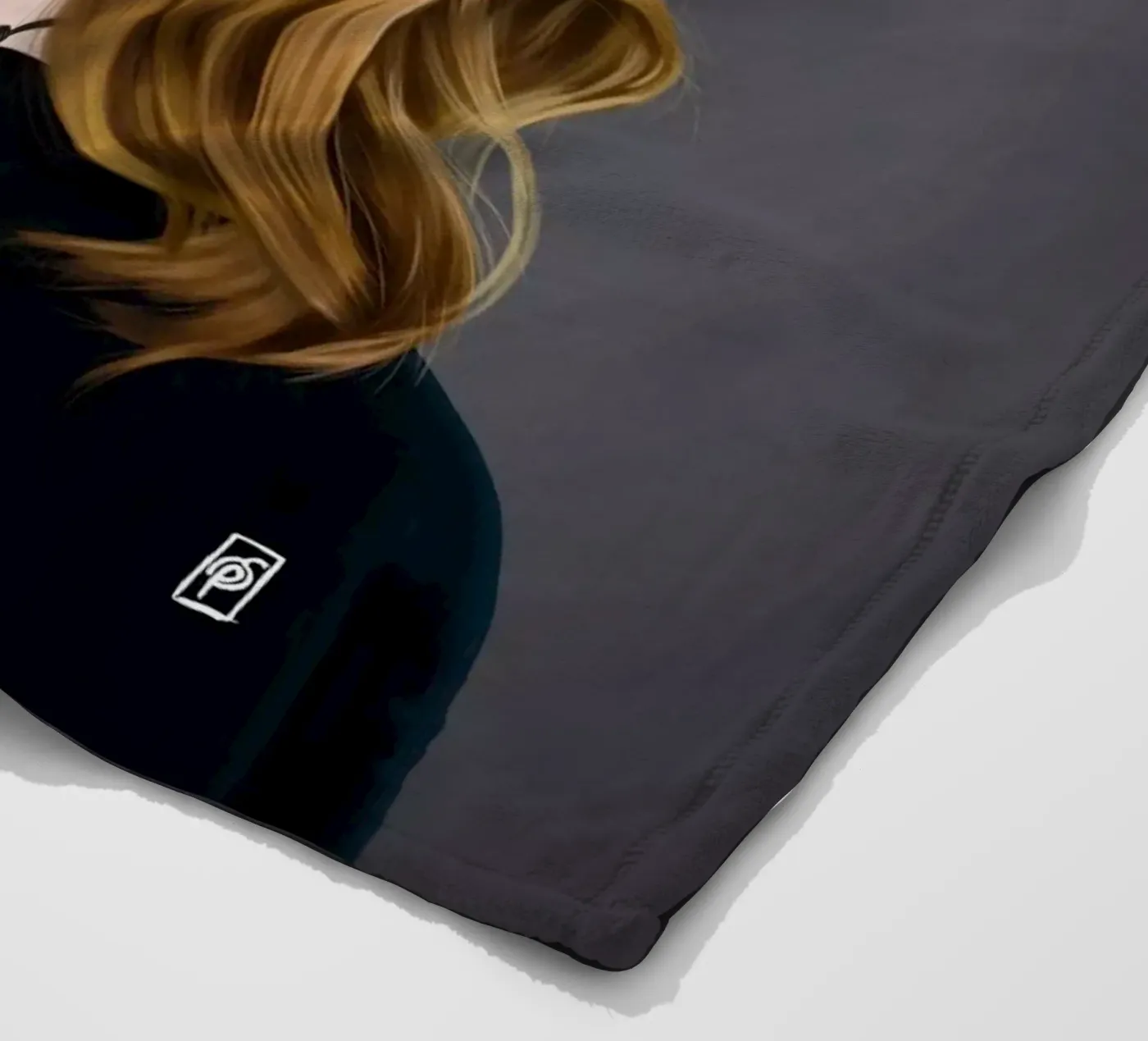 Emma Stone coperta in pile da Rob Art | Illustration