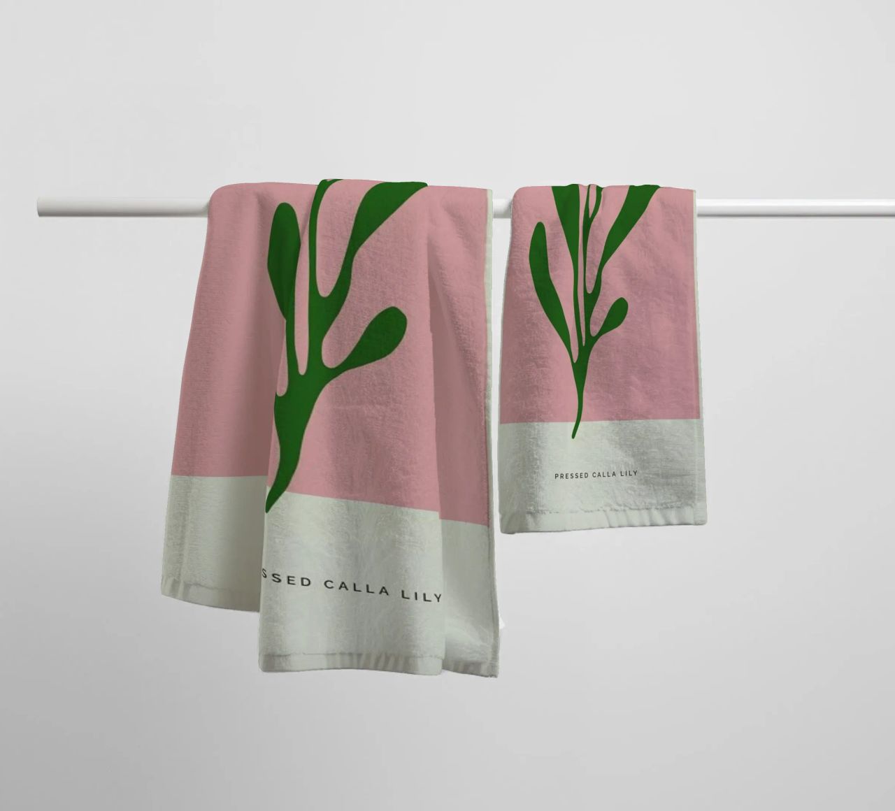 Pressed Calla Lily serviette de bain de Studio One