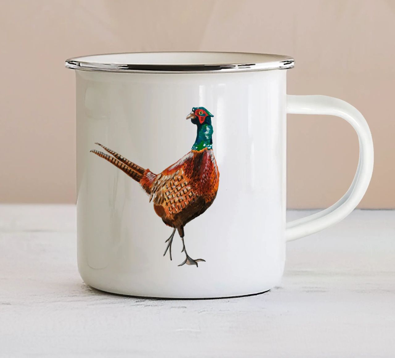 Pheasant tazza in smalto da Femke Zwaan
